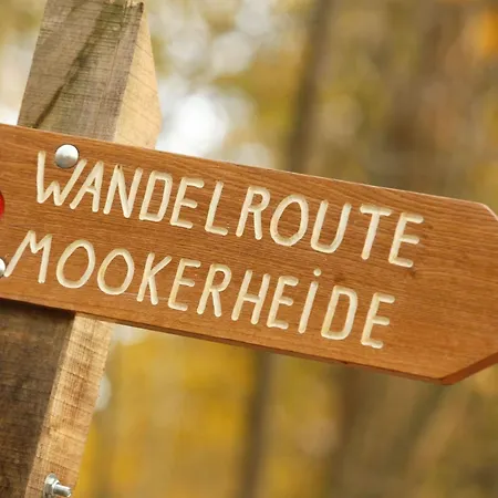 別荘 In Near Mookerheide Mook