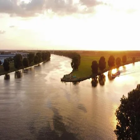 In Near Mookerheide *